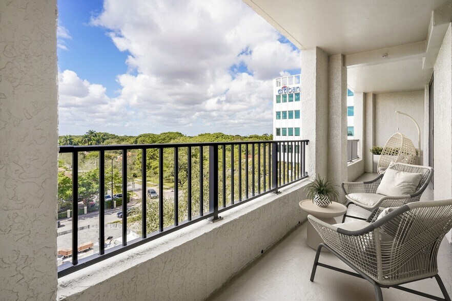 More Photos Of 353-383 Aragon Ave, Coral Gables Apartments For Lease