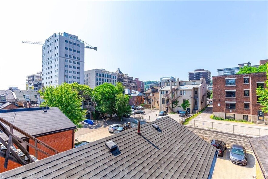 More Photos Of 21 Bold St, Hamilton Office Residential For Lease