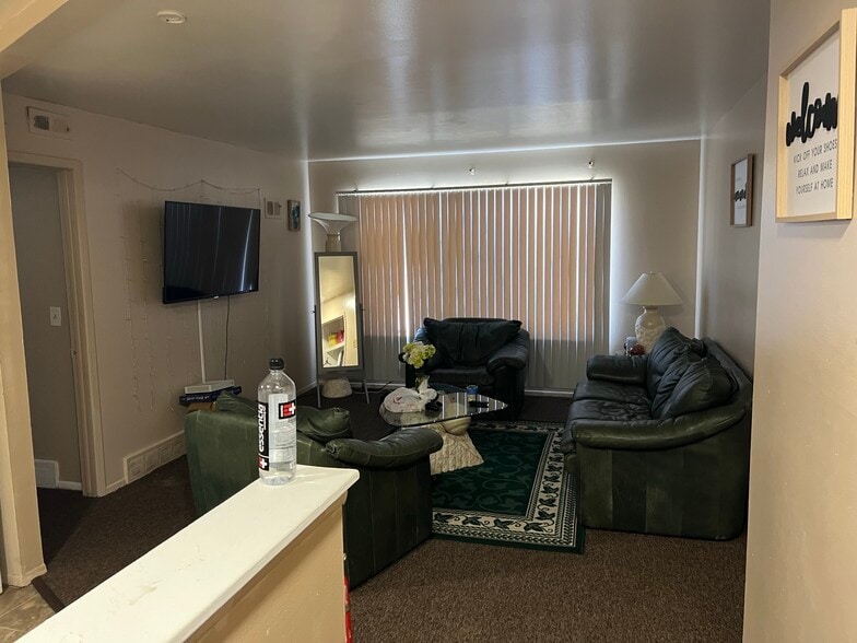 More Photos Of 18401 Joy Rd, Detroit Apartments For Sale