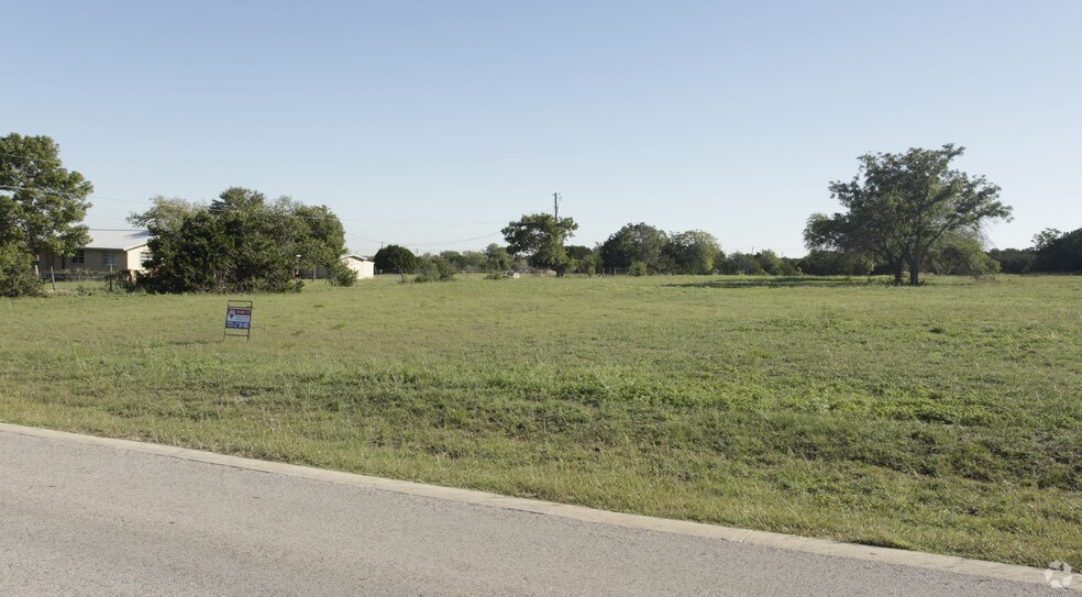More Photos Of 802 Leander Dr, Leander Land For Sale