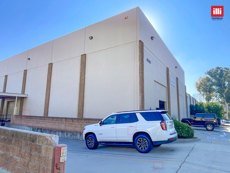 More Photos Of 31166 Via Colinas, Thousand Oaks Flex For Lease