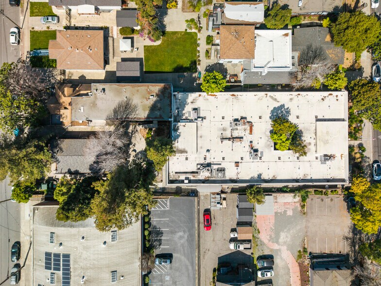 More Photos Of 22427 Montgomery St, Hayward Congregate Senior Housing For Sale