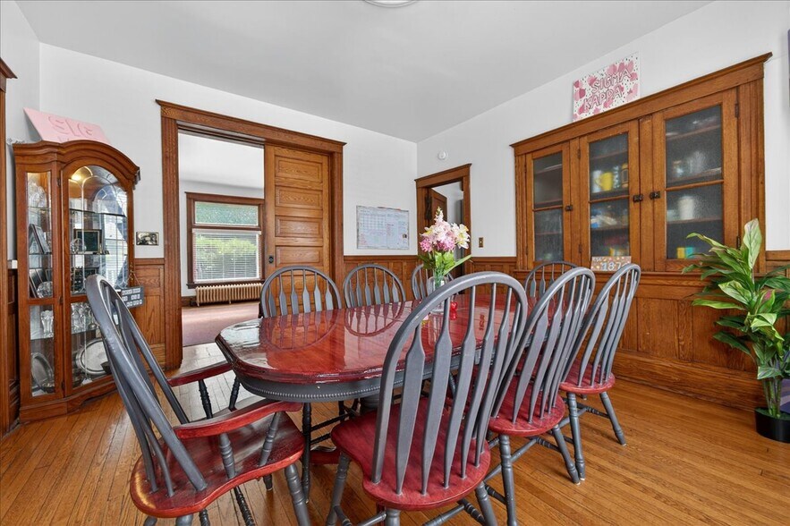 More Photos Of 415 W Forest Ave, Ypsilanti Sorority Fraternity House For Sale