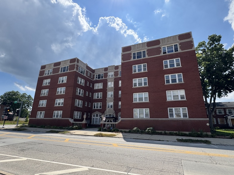 More Photos Of 631 S 4th St, Springfield Apartments For Sale