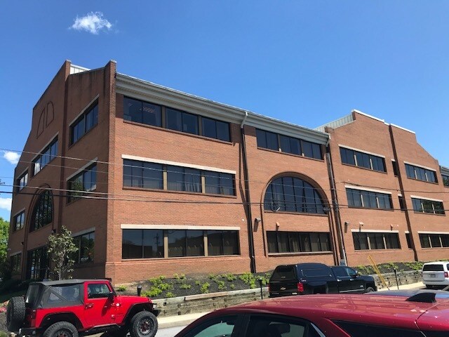 More Photos Of 200 E State St, Media Office For Lease