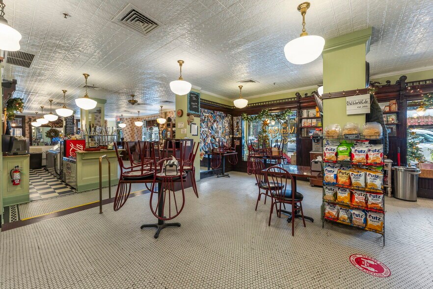 More Photos Of 1 W Market St, Corning Office For Lease