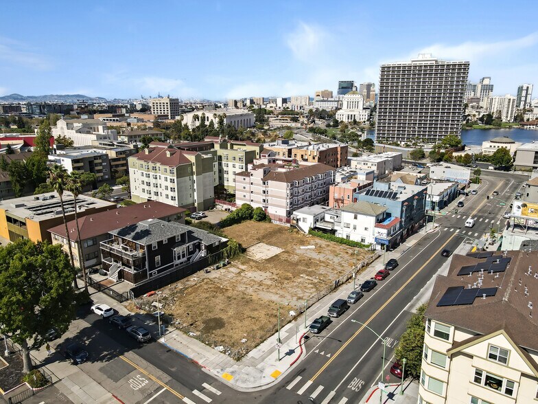 More Photos Of 229 International Blvd, Oakland Land For Sale