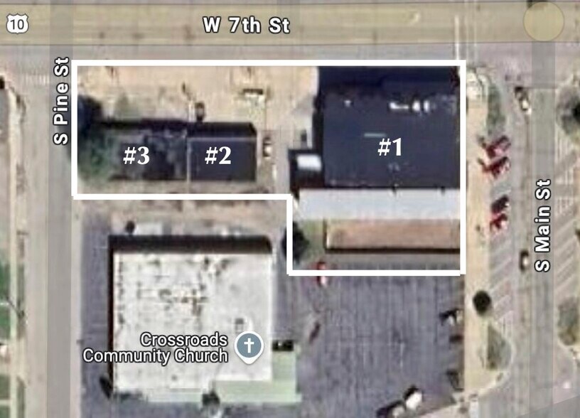 More Photos Of 104 S Main St, Evart Storefront For Sale