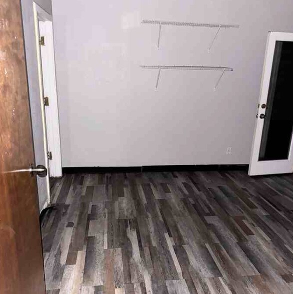 More Photos Of 614-626 N Britain Rd, Irving Unknown For Lease