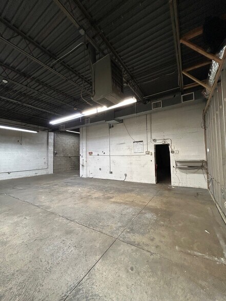 More Photos Of 296 E Route 46, Elmwood Park Auto Repair For Lease