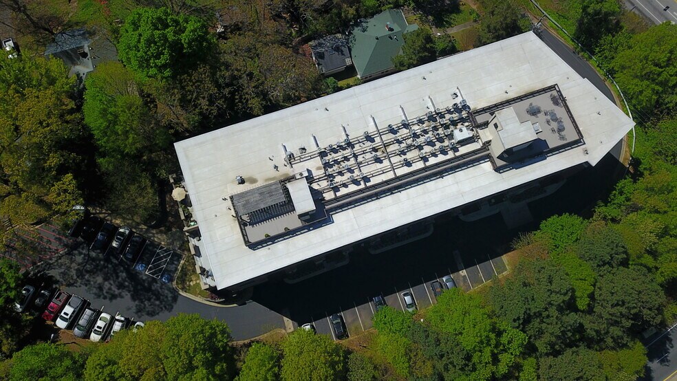 More Photos Of 319 Atlanta St, Marietta Office For Sale