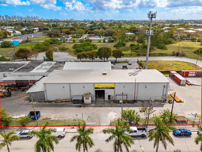 More Photos Of 2250 NW 77th Ter, Miami Warehouse For Lease