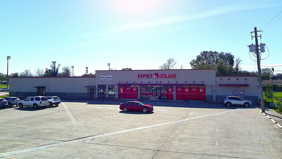 More Photos Of 2706 Cherrybrook Ln, Pasadena Storefront Retail Office For Sale