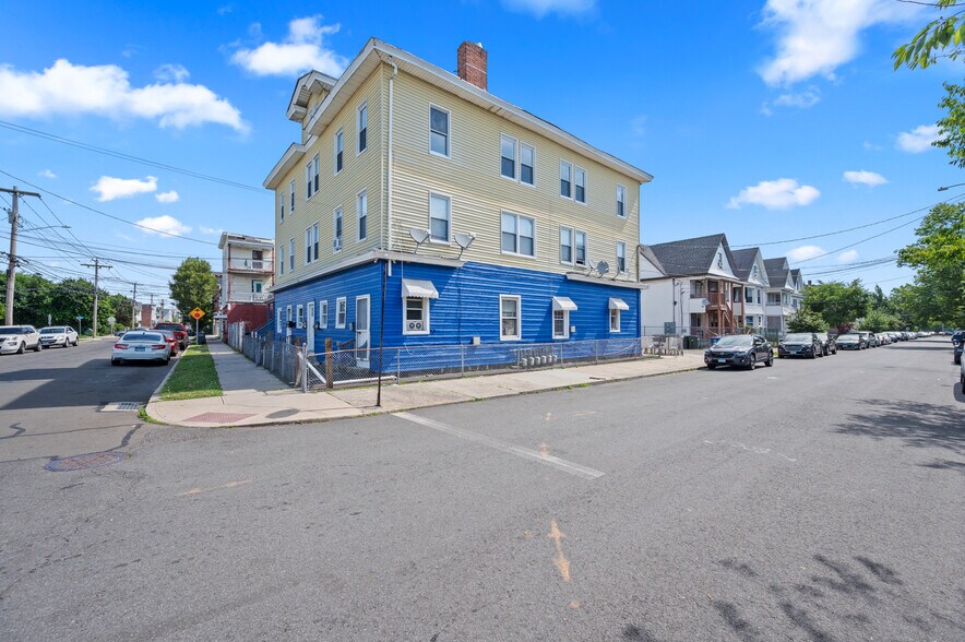 Primary Photo Of , Bridgeport Multifamily For Sale