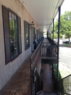More Photos Of 152-170 S Main St, Boerne Storefront For Lease