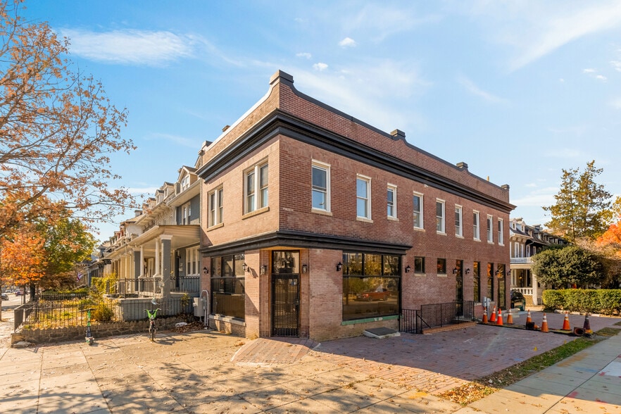 More Photos Of 2324 N Capitol St NW, Washington Storefront Retail Residential For Sale