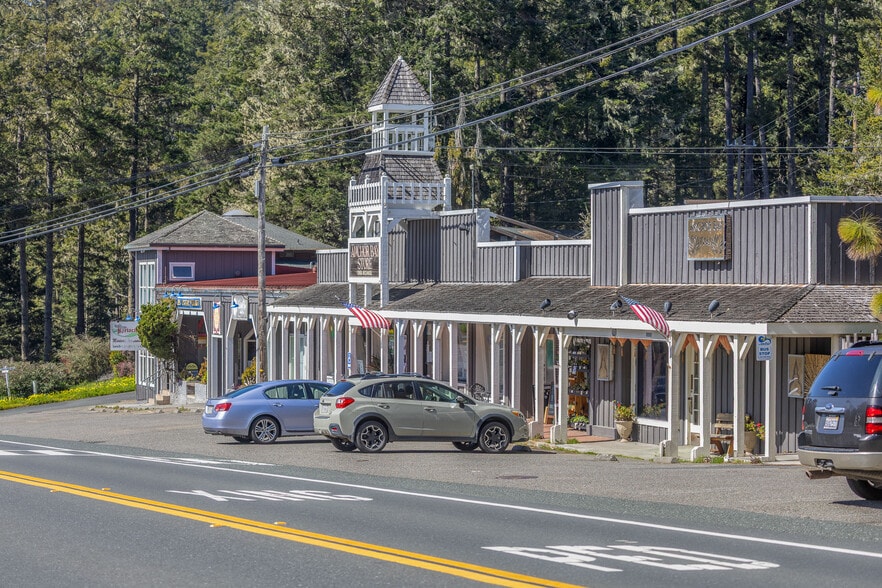More Photos Of 35507 S Highway 1, Gualala Storefront Retail Office For Sale