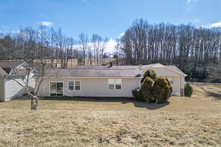 More Photos Of 2295 Jeb Stuart Hwy, Meadows Of Dan Hotel For Sale