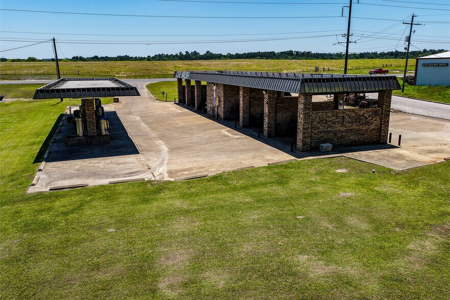 More Photos Of 1902 American Legion dr, Huntsville Specialty For Sale