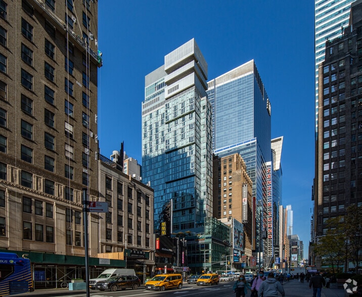 Primary Photo Of 560 Seventh Ave, New York Hotel For Lease