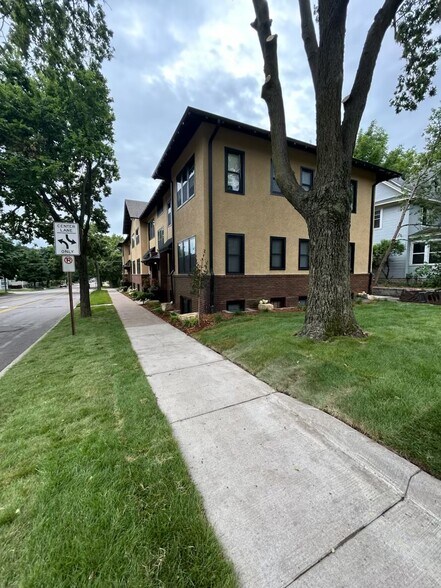 More Photos Of 107-115 Fairview Ave N, Saint Paul Apartments For Sale