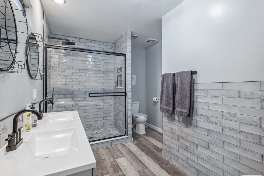 More Photos Of 1837 Riverside Dr, Bullhead City Specialty For Sale