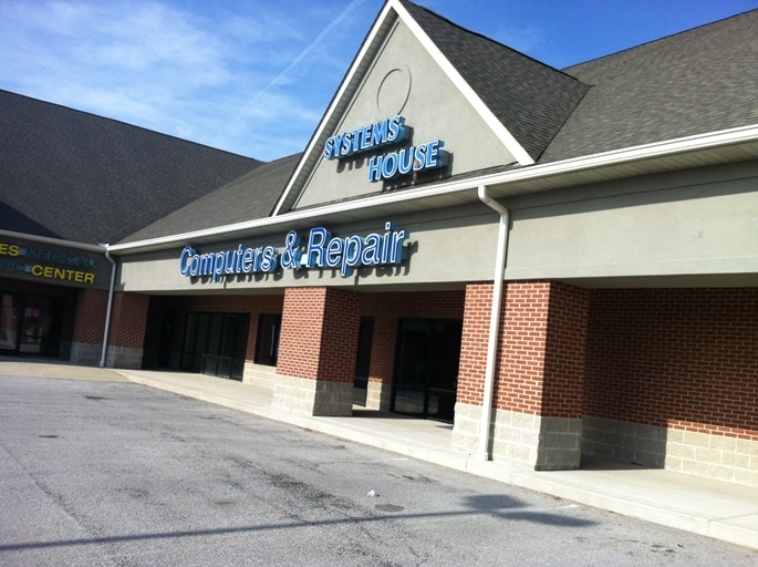 More Photos Of 3501 S 3rd Pl, Terre Haute Office For Lease