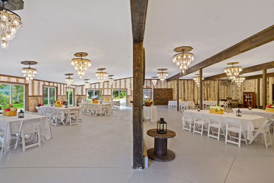 More Photos Of 1880 Bodoit Rd, Fishs Eddy Hotel For Sale