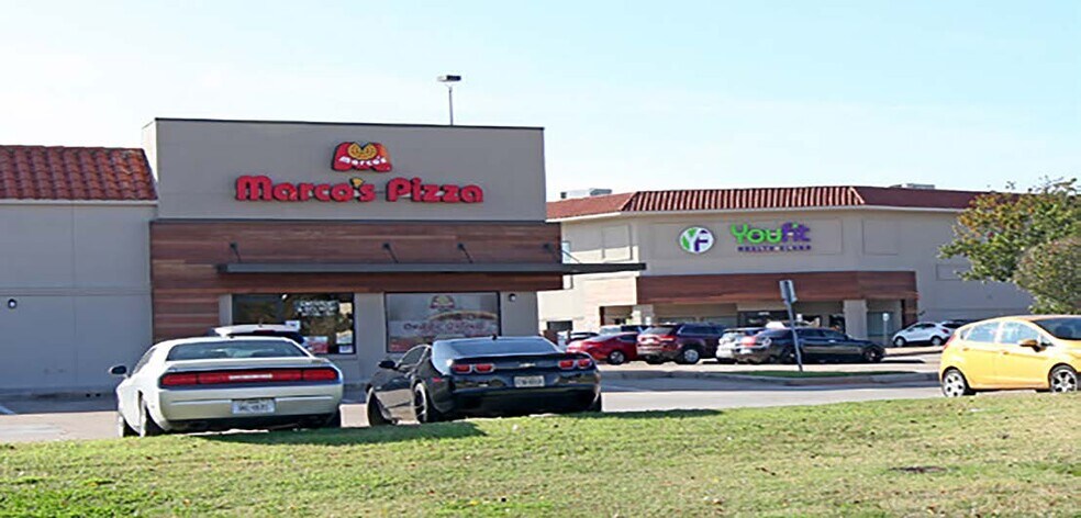 More Photos Of 6200-6207 S Hulen St, Fort Worth Unknown For Lease