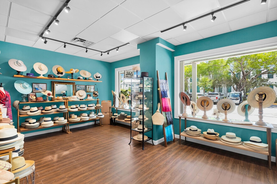 More Photos Of 1075 Duval St, Key West Restaurant For Sale