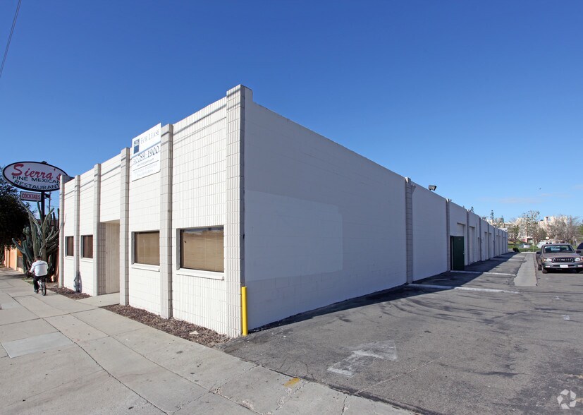 More Photos Of 6829 Canoga Ave, Canoga Park Manufacturing For Lease