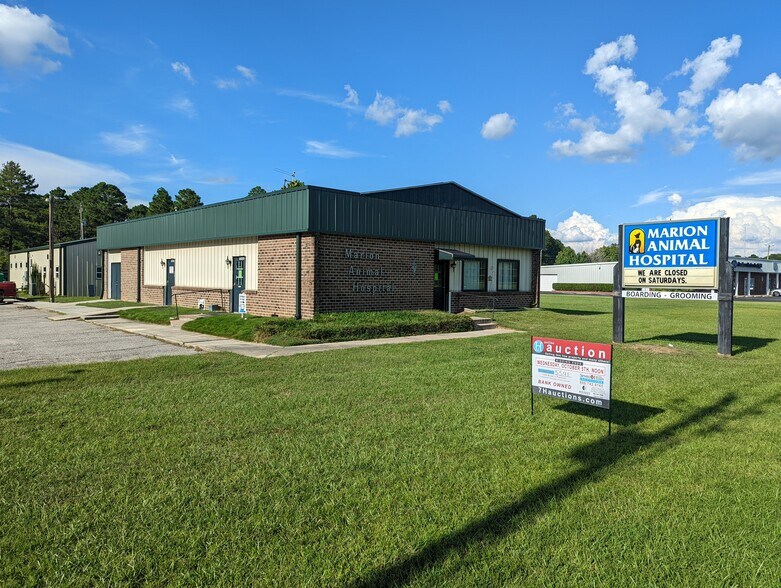 More Photos Of 2608 E Highway 76, Marion General Retail For Sale
