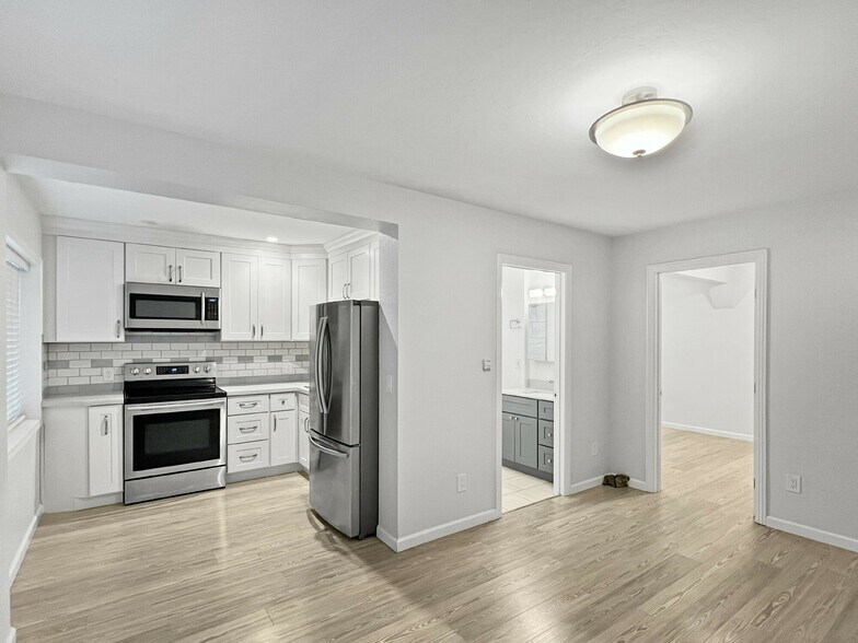 More Photos Of 1919 Curtis St, Berkeley Apartments For Sale