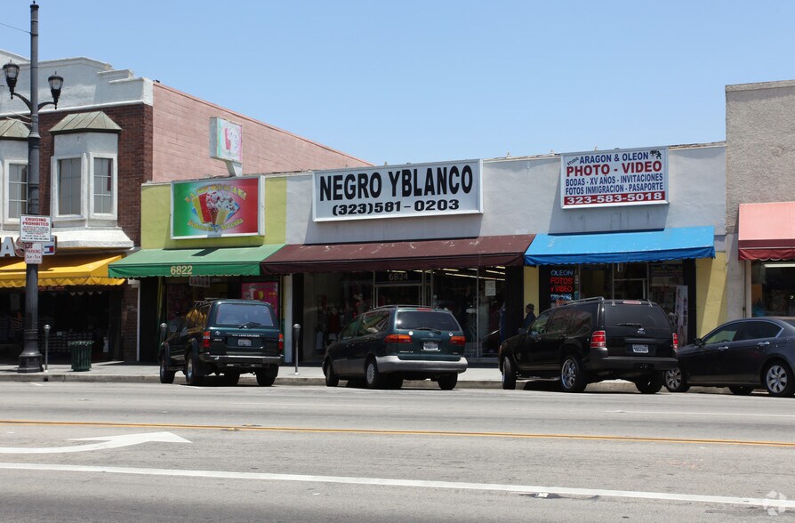 Primary Photo Of 6822-6828 Pacific Blvd, Huntington Park Storefront For Sale