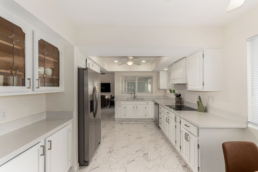 More Photos Of 10441 W Twin Oaks Dr, Sun City Assisted Living For Sale