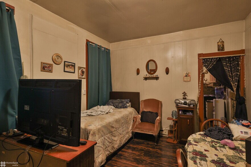 More Photos Of 424 N 6th St, Allentown Multifamily For Sale