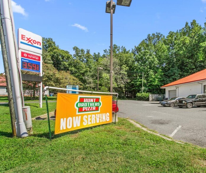 More Photos Of 6320 Jordan Rd, Ramseur Service Station For Sale