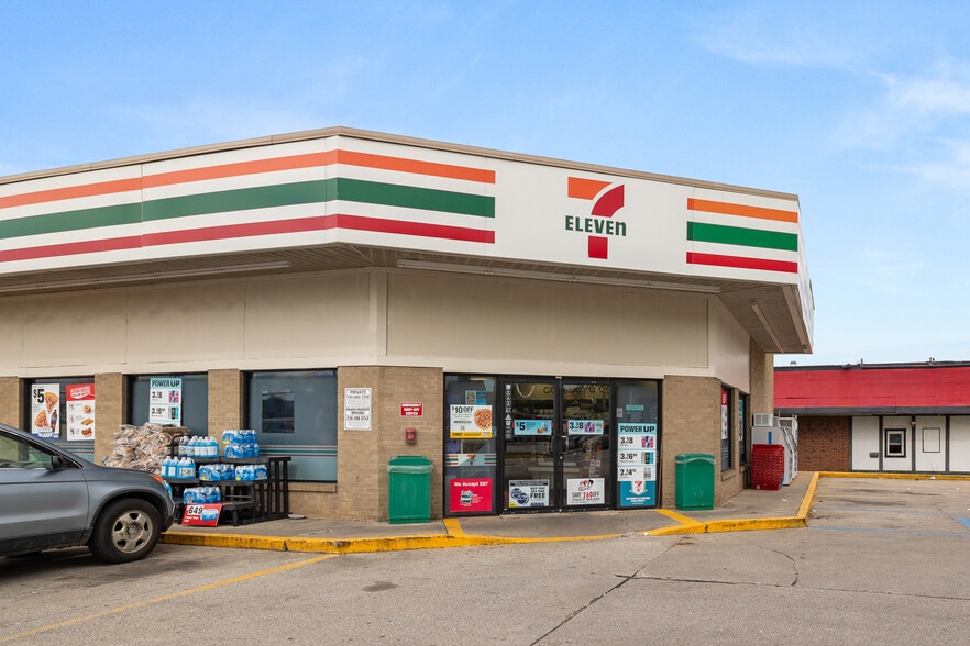More Photos Of 11690 Snow Rd, Cleveland Convenience Store For Sale