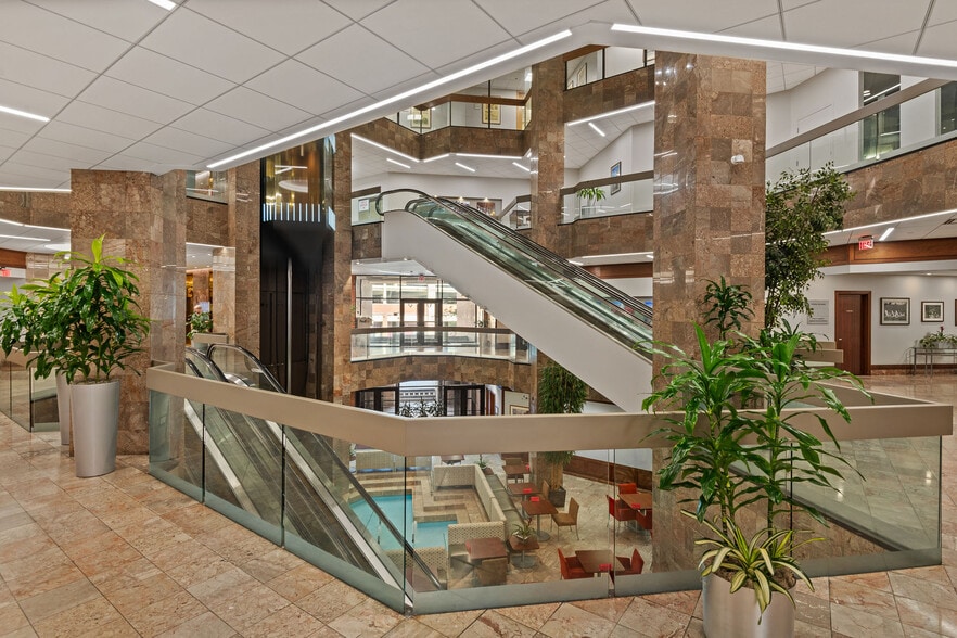 More Photos Of 1 City Center, Portland Office For Lease