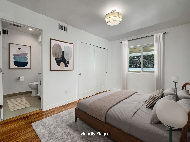 More Photos Of 5930 Willoughby Ave, Hollywood Apartments For Sale