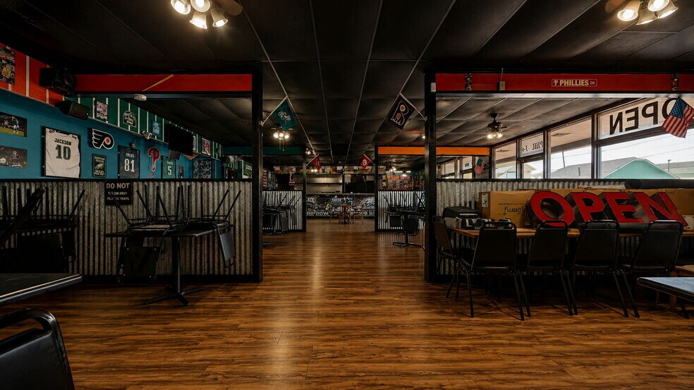 More Photos Of 3314 Surfside Blvd, Corpus Christi Restaurant For Sale