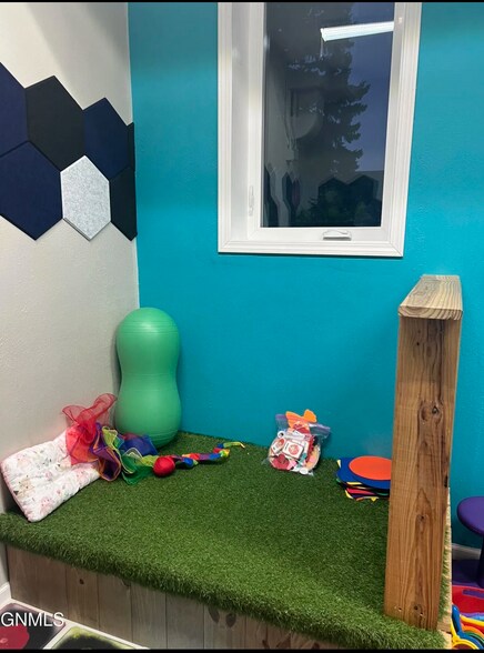 More Photos Of 214 6th Ave NE, Jamestown General Retail For Sale