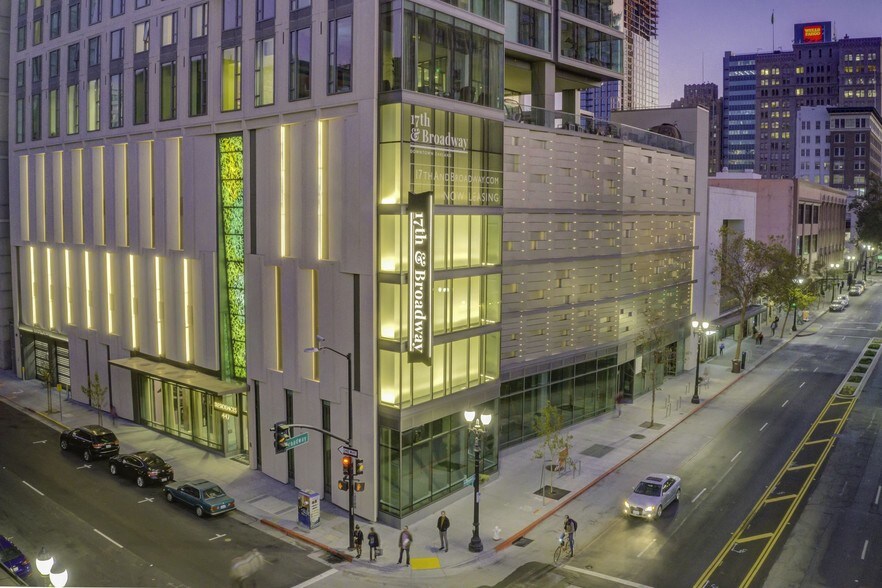 More Photos Of 1640 Broadway, Oakland Apartments For Lease