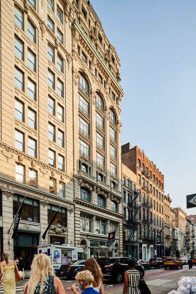 More Photos Of 520 Broadway, New York Office For Lease