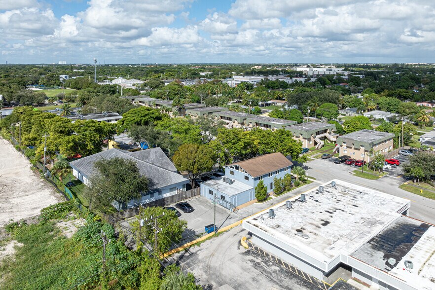 More Photos Of 6190 NW 11th St, Sunrise Office For Sale