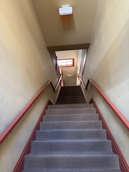 More Photos Of 15 S Tracy Ave, Bozeman Office For Lease