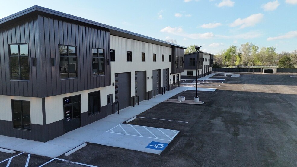 More Photos Of 2720 Ranger Hwy, Weatherford Unknown For Lease