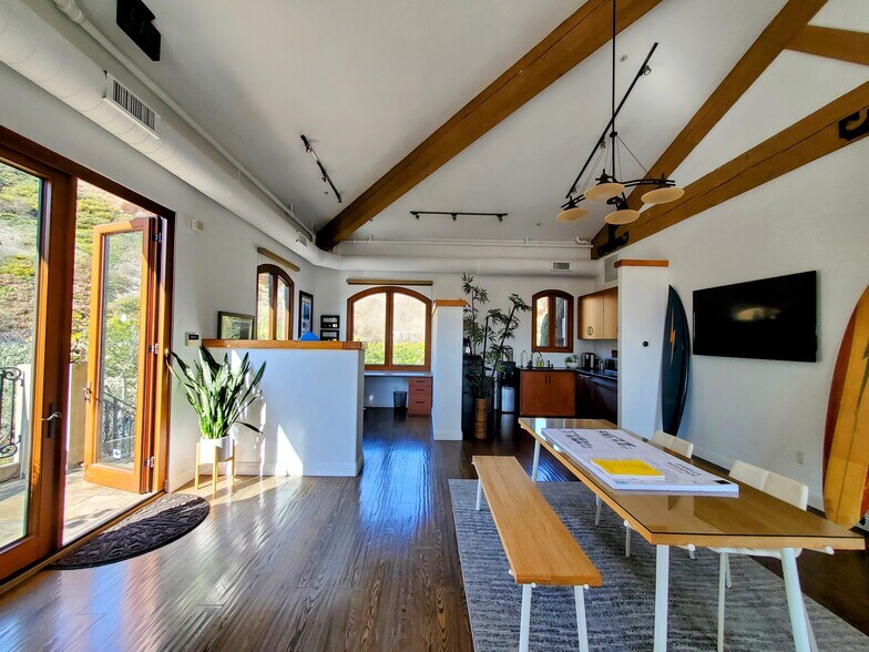 More Photos Of 2753 Camino Capistrano, San Clemente Loft Creative Space For Lease