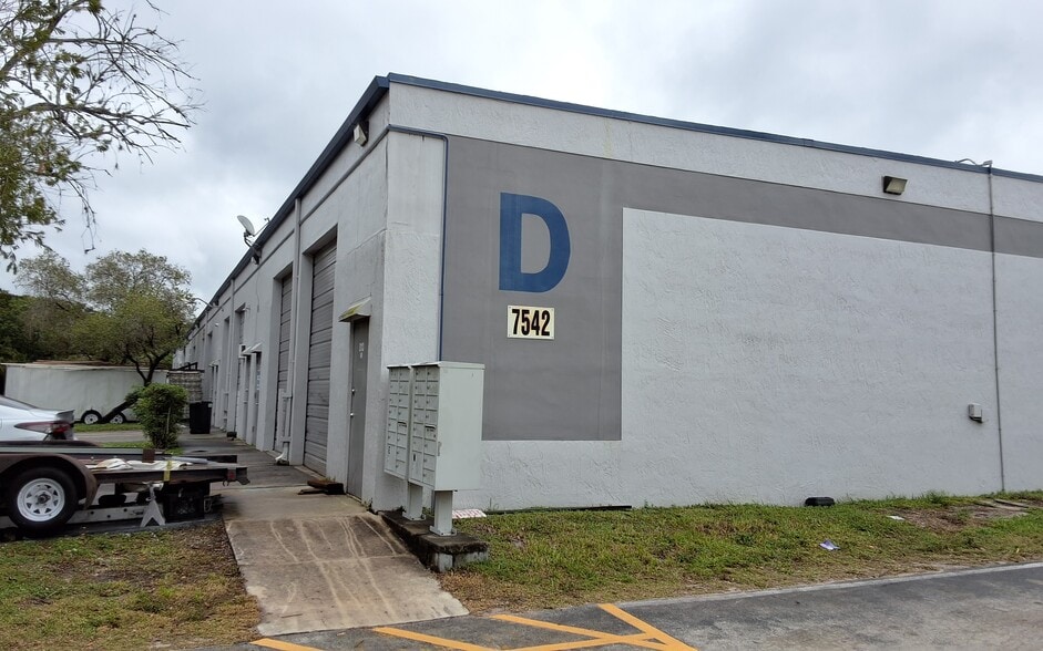 More Photos Of 7544 W McNab Rd, North Lauderdale Unknown For Lease