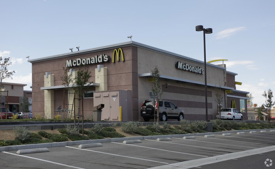 More Photos Of 13625 Bear Valley Rd, Victorville Fast Food For Sale